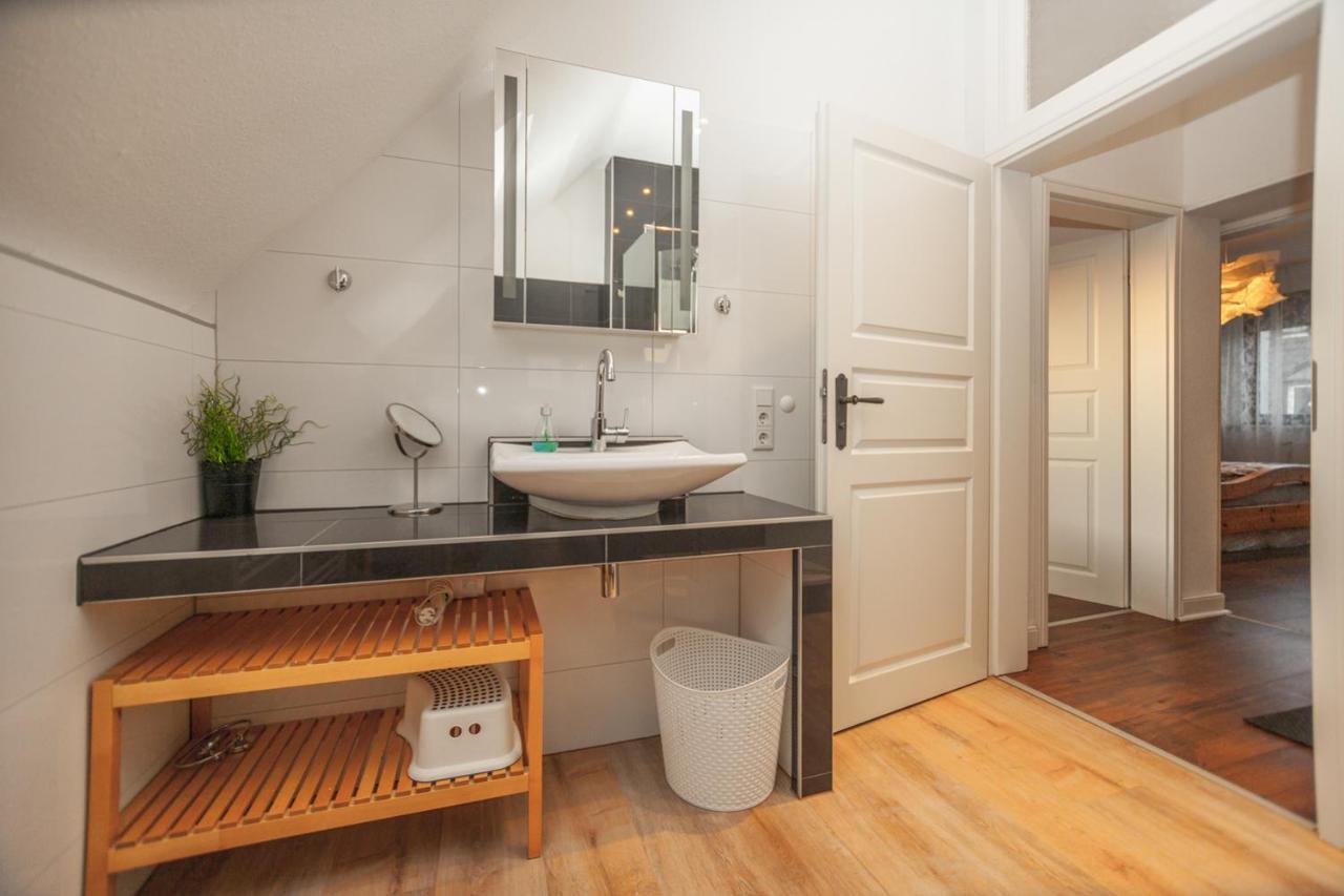 Apartmenthaus Lorbach Solingen Esterno foto