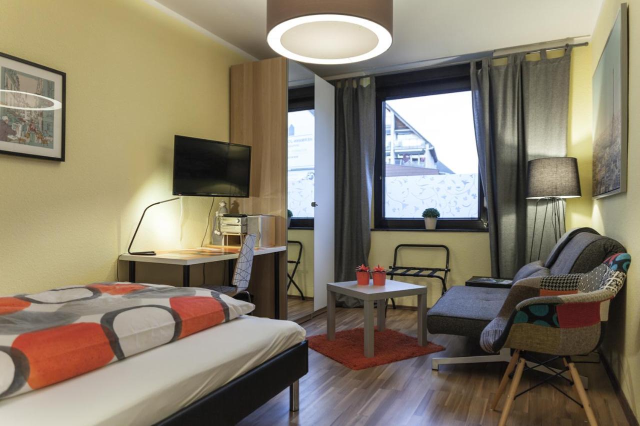Apartmenthaus Lorbach Solingen Esterno foto