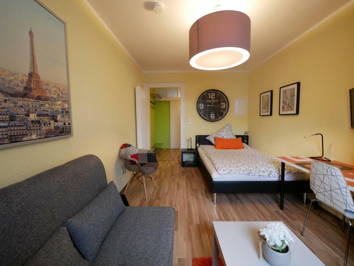 Apartmenthaus Lorbach Solingen Esterno foto